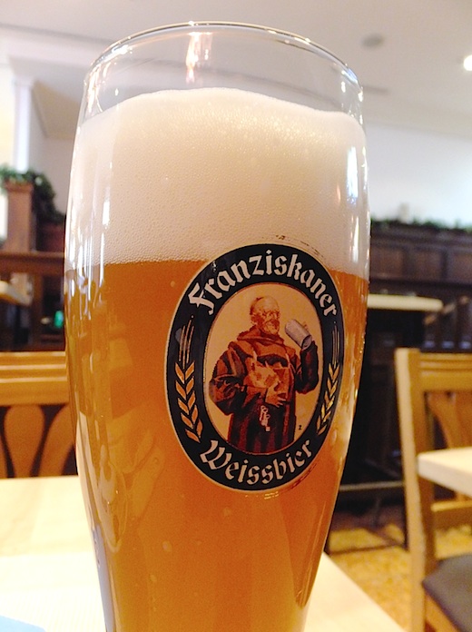 ミュンヘン白ビール1.jpg